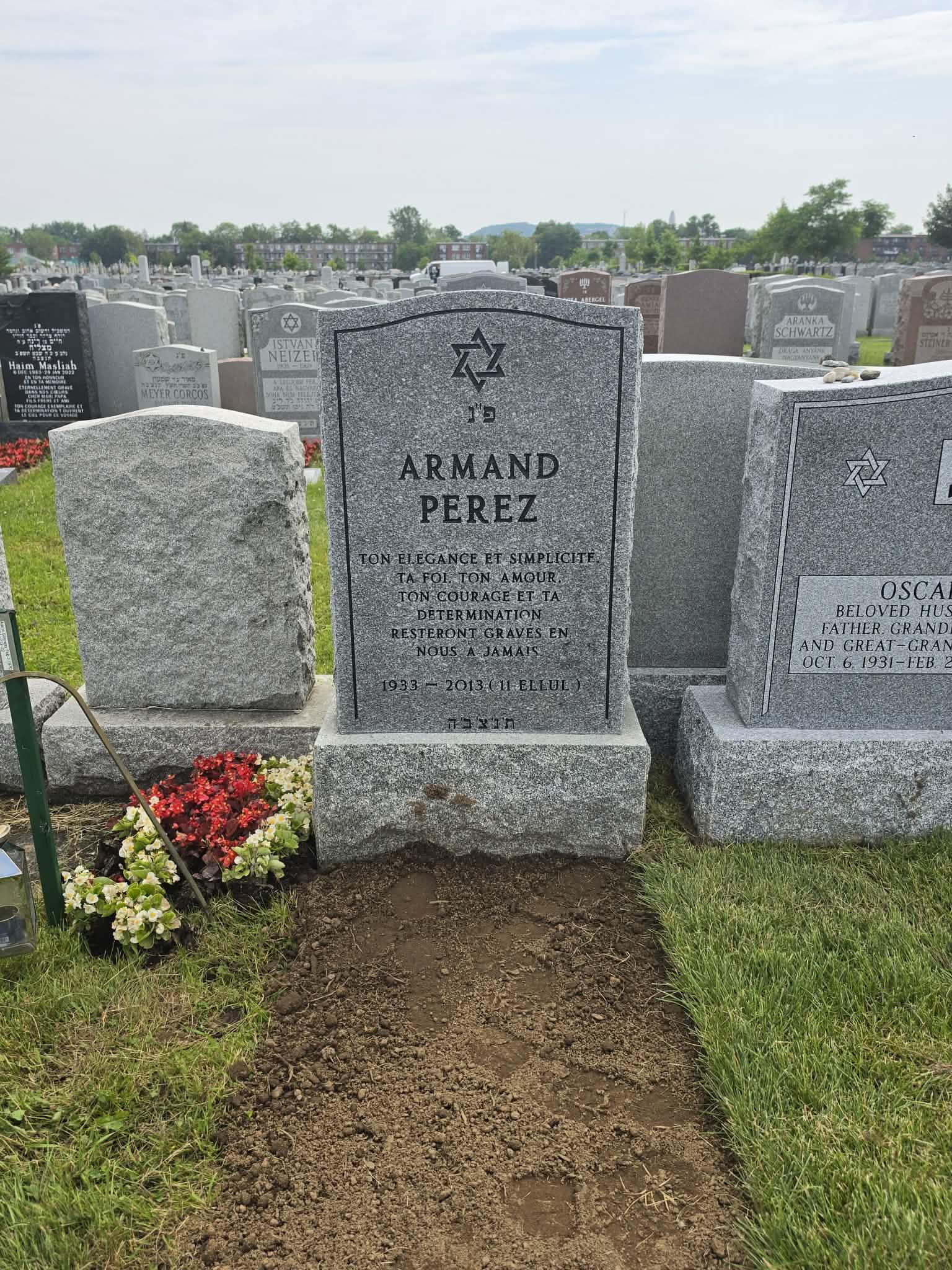 Tombstone of Armand Perez
